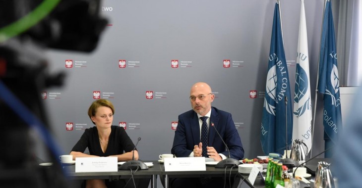 Minister Kurtyka o gospodarce olejami zużytymi